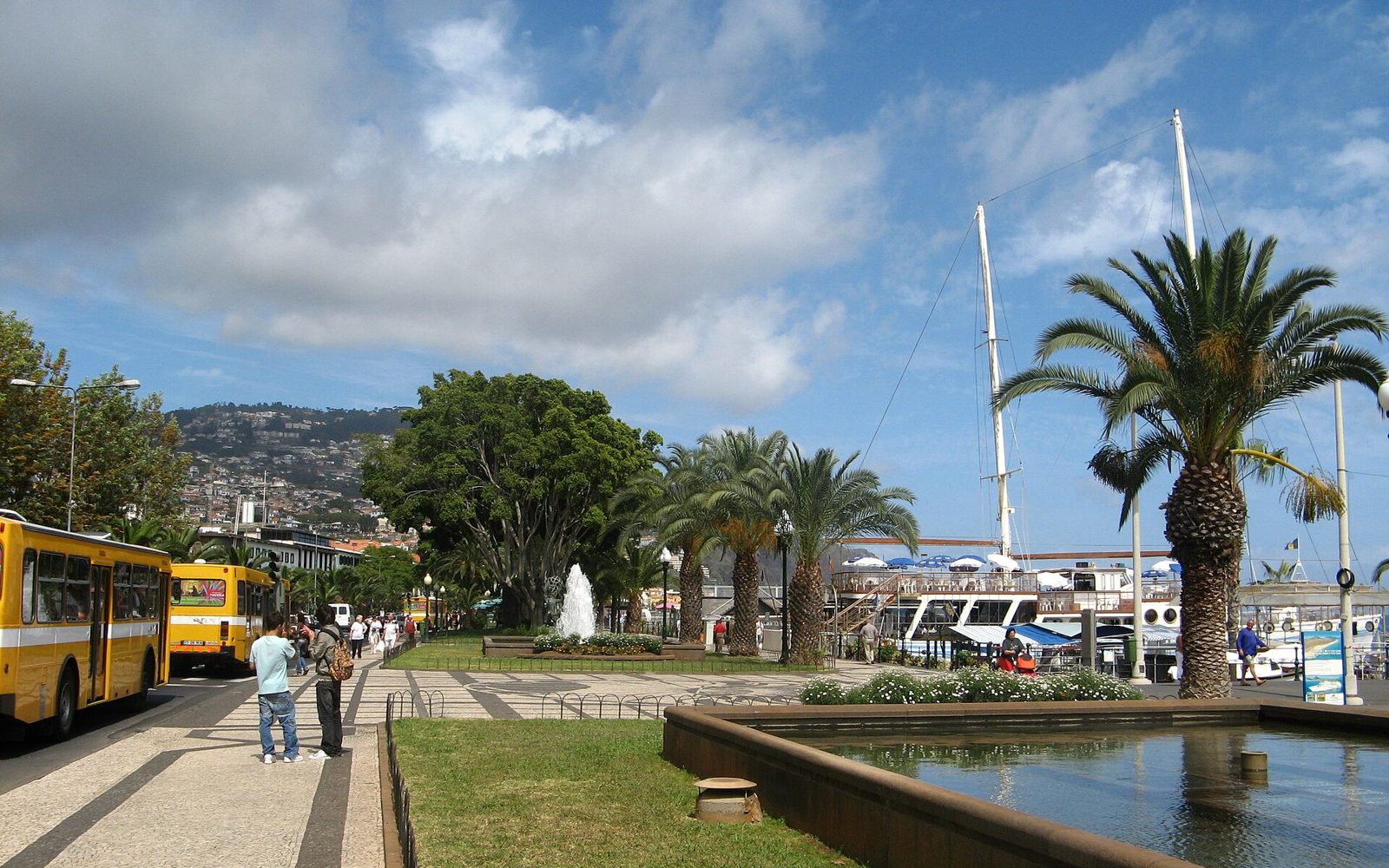 Island Tours — serviço Your Taxi Madeira na ilha da Madeira